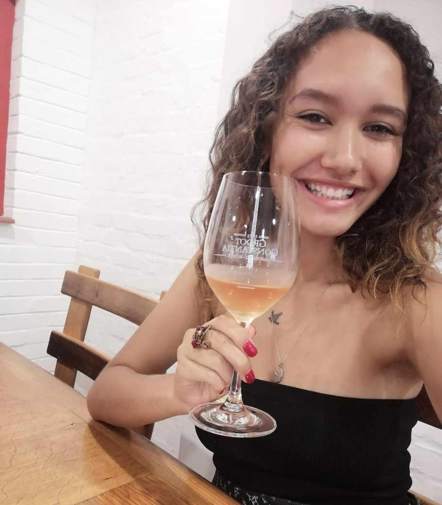 socialique.co about page image 5